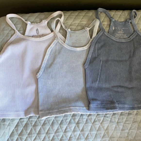 NEW 3 vintage light blue colors !!🌺Free people happiness run crop - Picture 3 of 17